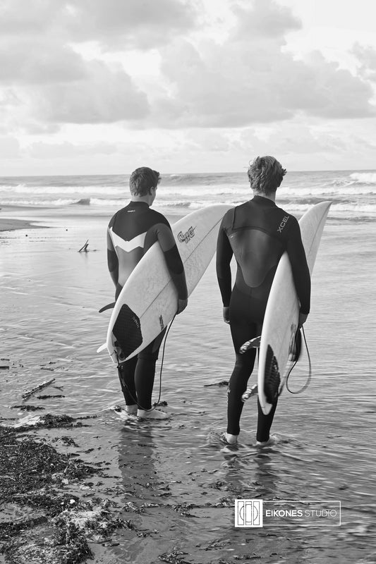 HUNTINGTON BEACH SURFERS 1