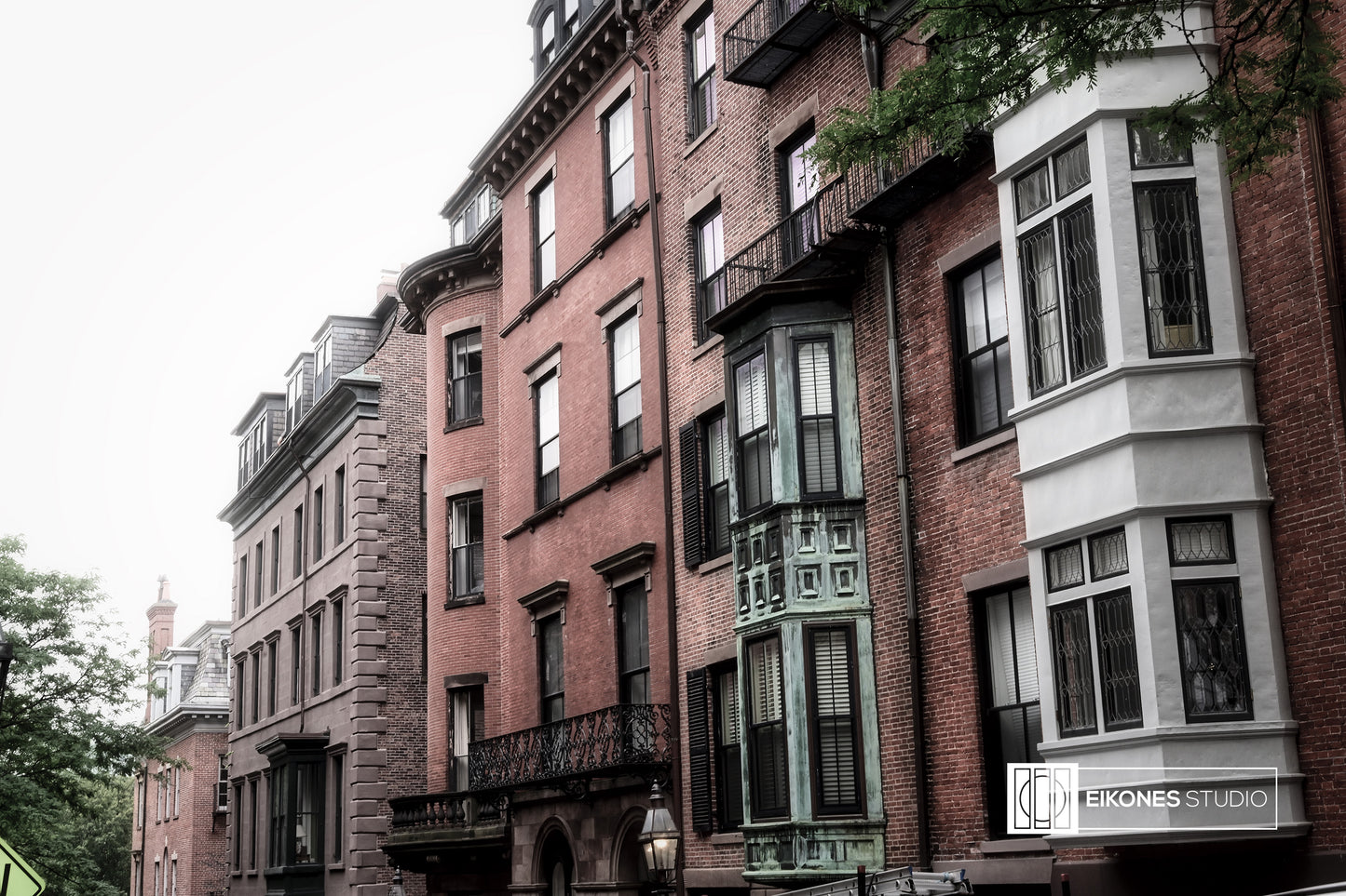 ROW HOUSES ON BRIMMER